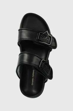 Γυναικεία Σαγιονάρες Παντόφλες Chiara Ferragni χρώμα: μαύρο -Φτηνός Chiara Ferragni Κατάστημα unnamed file 1174