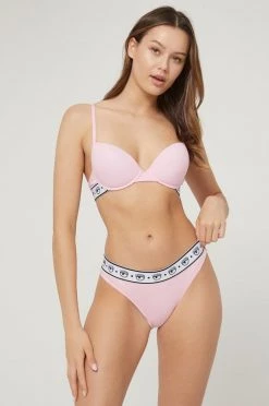 Γυναικεία Σλιπ Chiara Ferragni ροζ 12 Γυναικεία Σλιπ Chiara Ferragni ροζ -Φτηνός Chiara Ferragni Κατάστημα unnamed file 1355