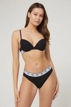 Γυναικεία Σλιπ Chiara Ferragni (2-pack) μαύρο -Φτηνός Chiara Ferragni Κατάστημα unnamed file 1629